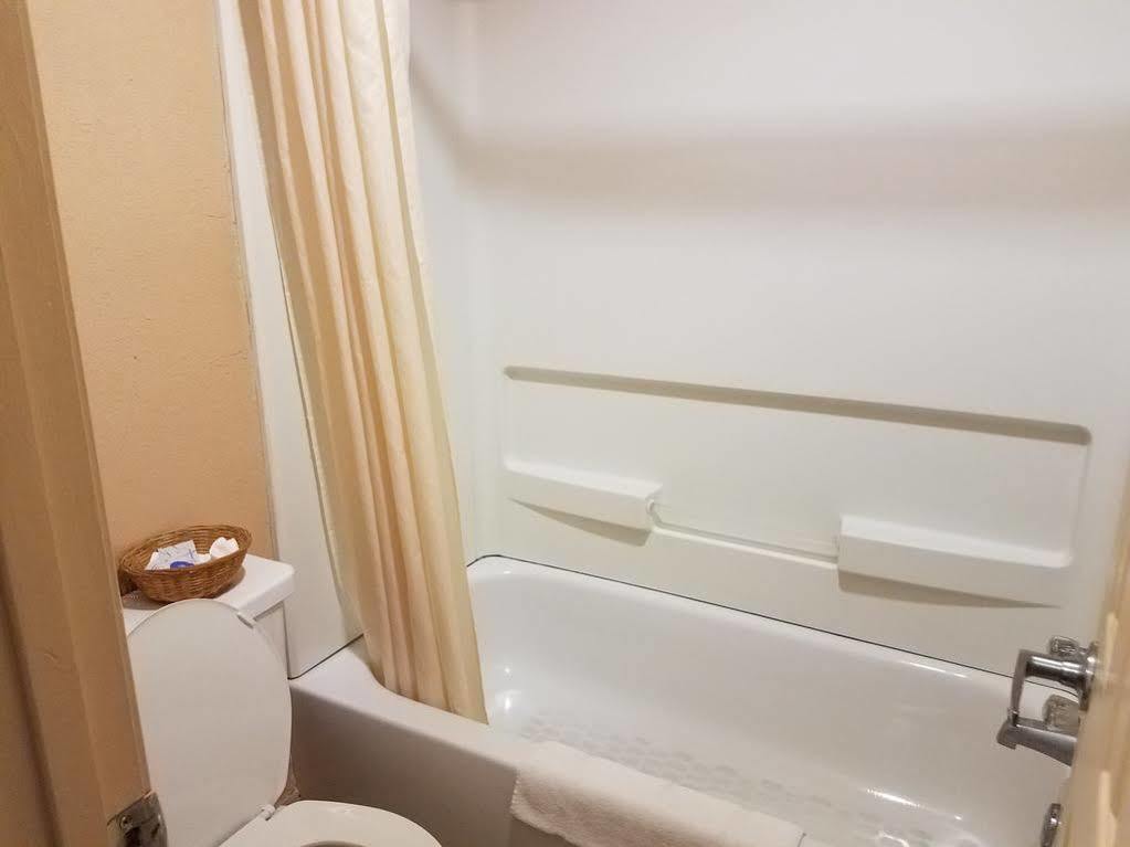 Oyo Hotel Groesbeck Zewnętrze zdjęcie